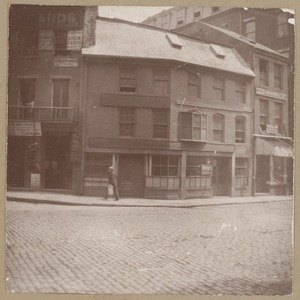 Boston, Capen House, Union Street, Count Rumford apprenticed here in 1769